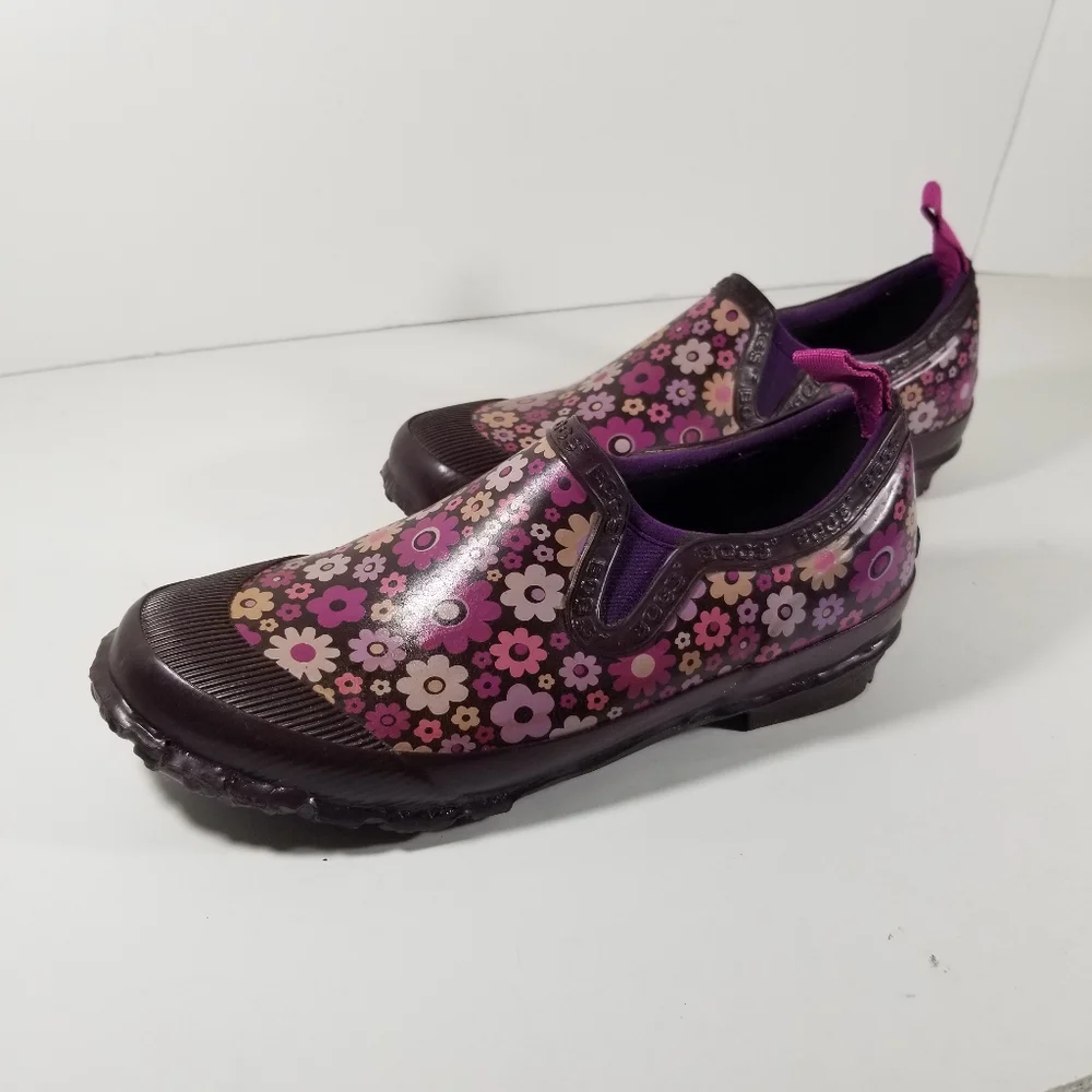 Bogs Rain Boots Girl's Size 6 Rue Rain Purple Floral Slip On Cap Toe Shoes